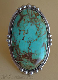 Bague Navajo longue et large, turquoise immense, bijou Amérindien signé