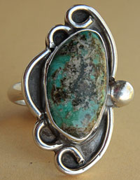 Bague amérindienne tribale Navajo, bijou amérindien en argent orné d'une turquoise Bisbee