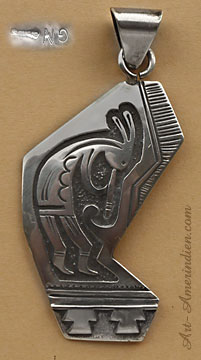 Bijou Navajo signé par l'artiste, pendentif motif Kokopelli en argent